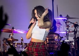 Dua Lipa icon